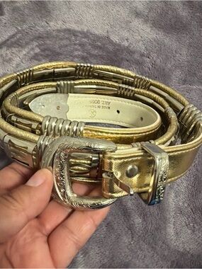 Vintage Silver -Gold Toned Belt Ladies Slim Western Style Size M/L 30-34